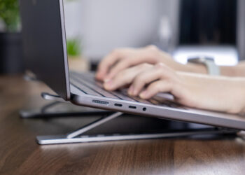 Produktiv im Home-Office: Smarte Tools und Ergonomie-Tipps